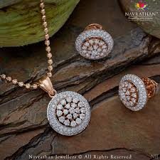 DIAMOND LOCKET