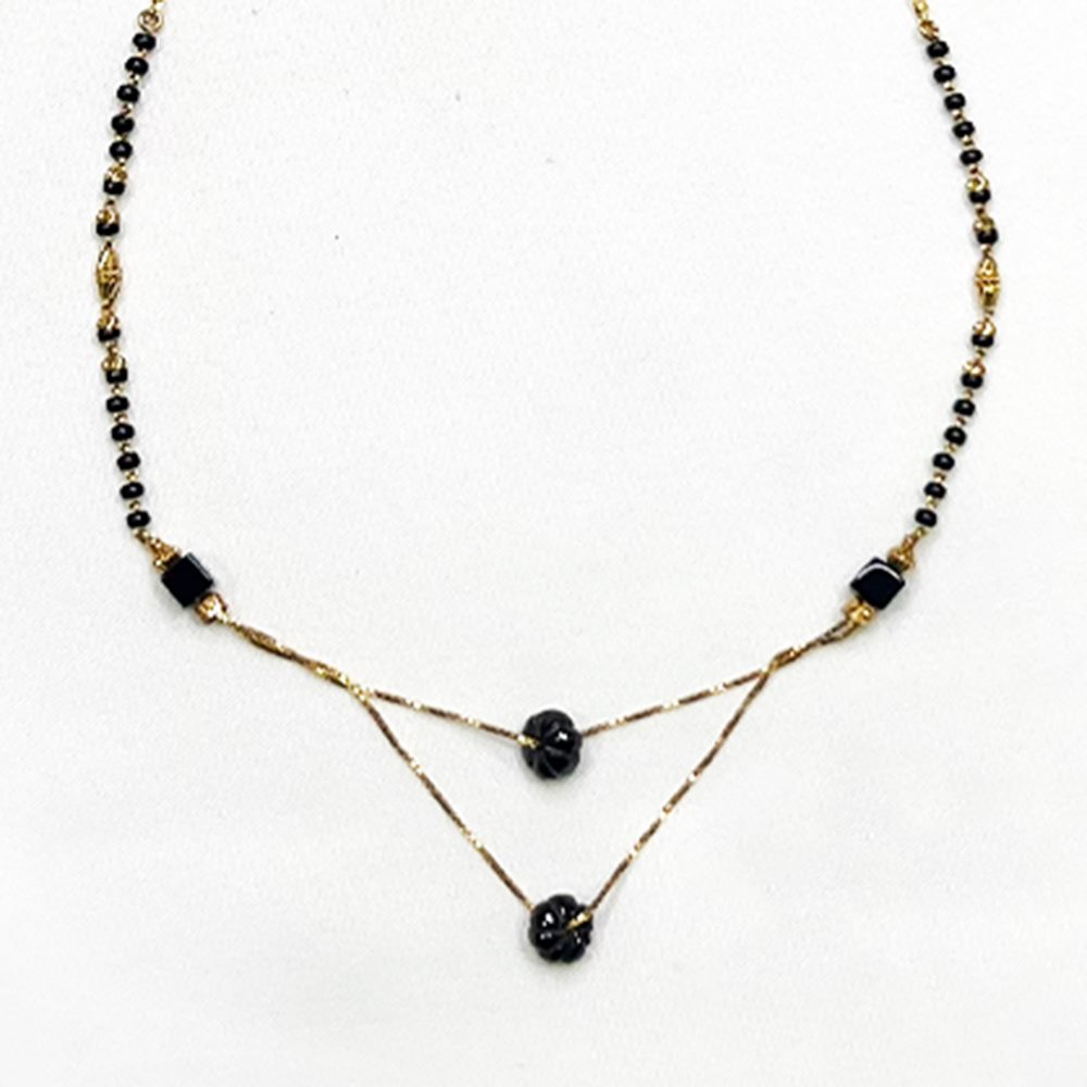 BLACK BEADS CHAIN