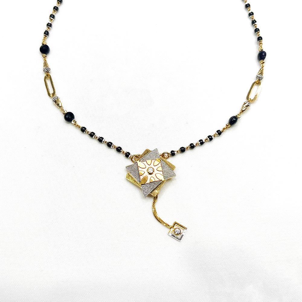 BLACK BEADS CHAIN