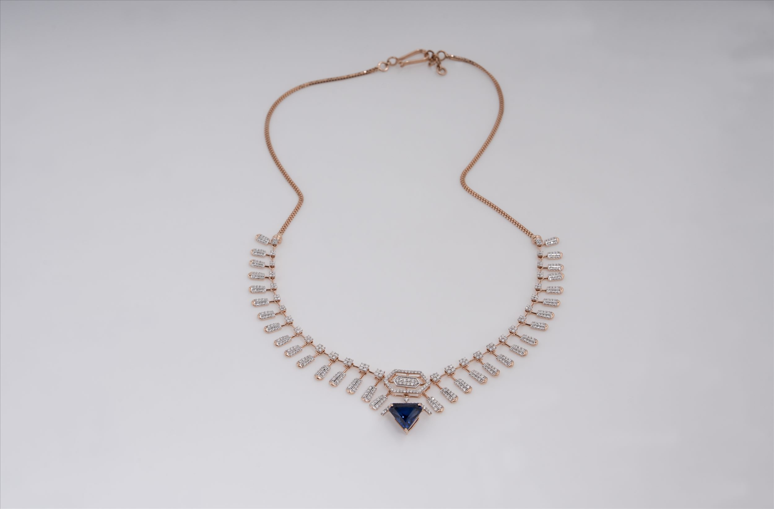 DIAMOND NECKLACE